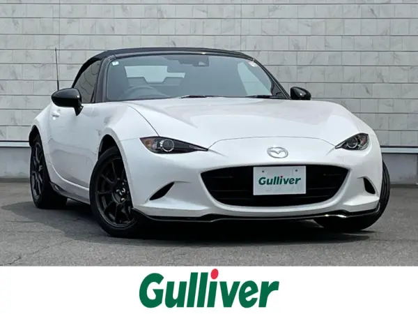 2022 Mazda Roadster — photo 1