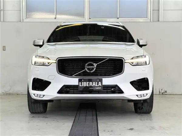 2018 Volvo Xc60 — photo 9 | Tuminion Kenya