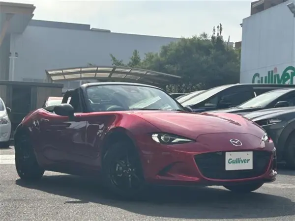 2025 Mazda Roadster — photo 1