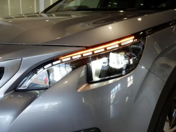 2020 Peugeot 5008 — photo 3 | Tuminion Kenya