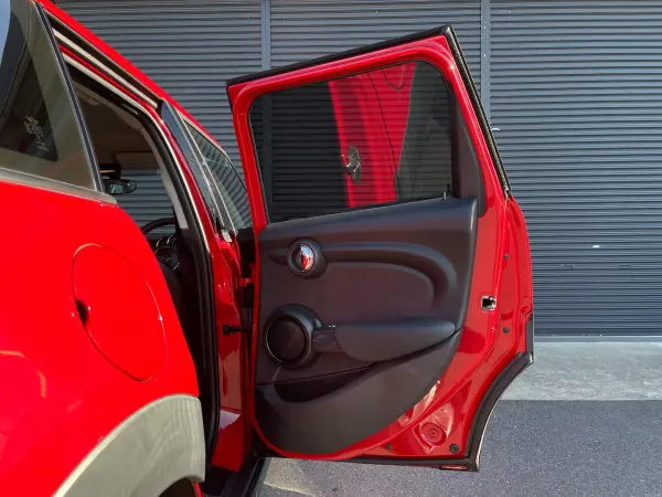 2019 Mini Cooper — photo 8 | Tuminion Kenya