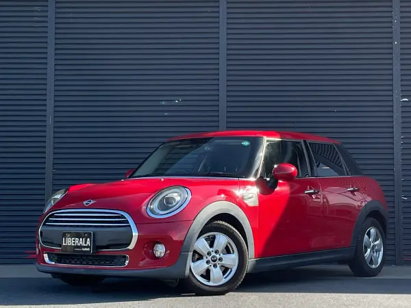 2019 Mini Cooper — photo 9 | Tuminion Kenya