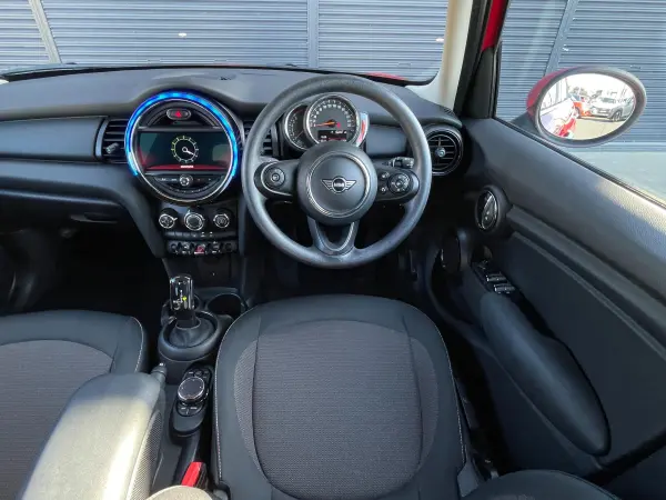 2019 Mini Cooper — photo 3 | Tuminion Kenya