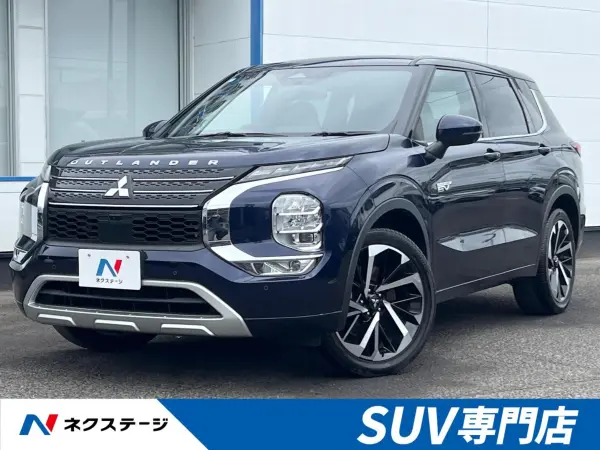 2022 Mitsubishi Outlander — photo 1