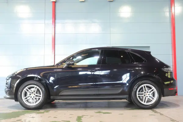 2020 Porsche Macan — photo 7 | Tuminion Kenya