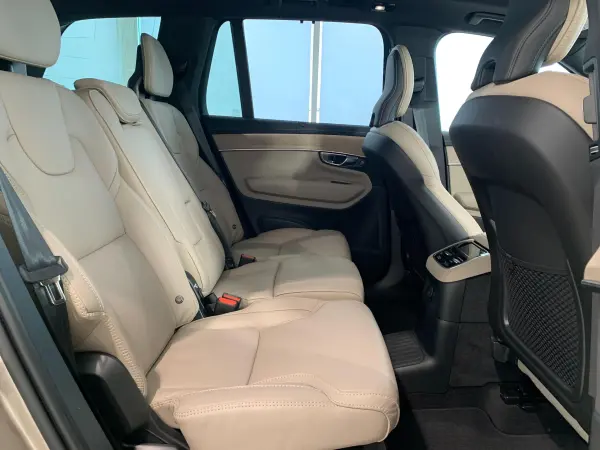 2025 Volvo Xc90 — photo 9 | Tuminion Kenya