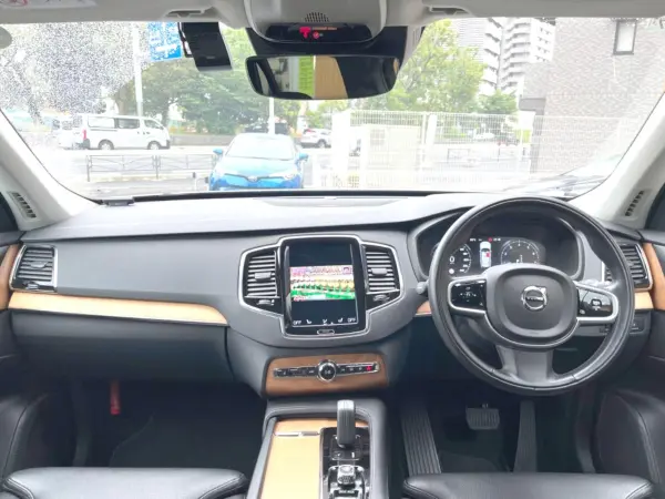 2021 Volvo Xc90 — photo 2 | Tuminion Kenya