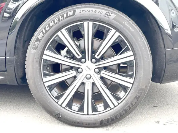 2024 Volvo Xc90 — photo 8 | Tuminion Kenya