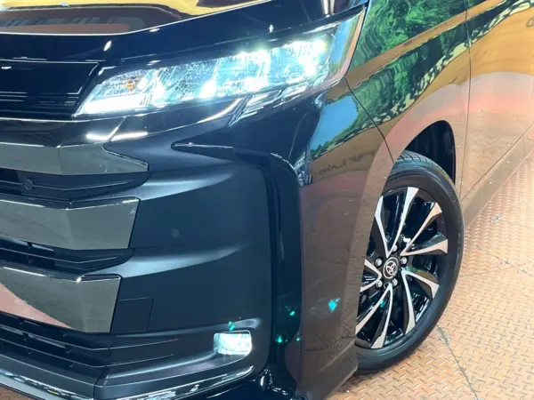 2025 Toyota Noah — photo 8 | Tuminion Kenya