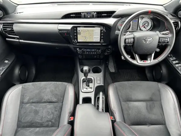 2023 Toyota Hilux — photo 2 | Tuminion Kenya