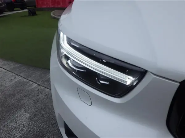 2019 Volvo Xc40 — photo 7 | Tuminion Kenya