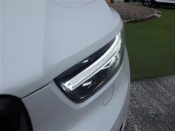 2019 Volvo Xc40 — photo 8 | Tuminion Kenya