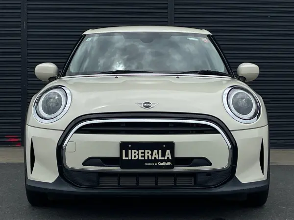 2022 Mini Cooper — photo 9 | Tuminion Kenya