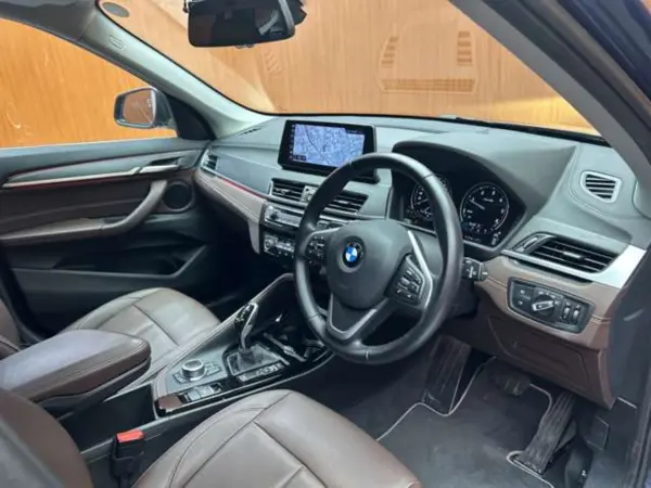 2021 Bmw X1 — photo 3 | Tuminion Kenya