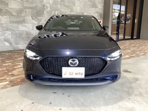 2023 Mazda 3 Fastback — photo 8 | Tuminion Kenya