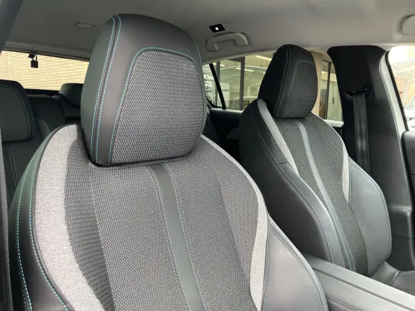 2023 Peugeot 308 — photo 9 | Tuminion Kenya