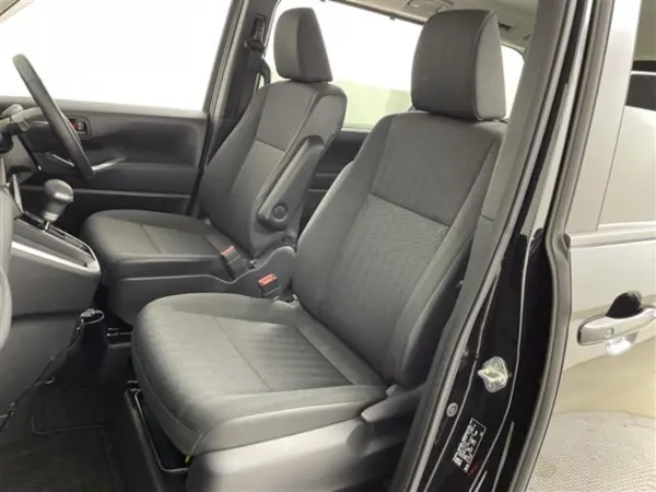 2024 Toyota Noah — photo 9 | Tuminion Kenya