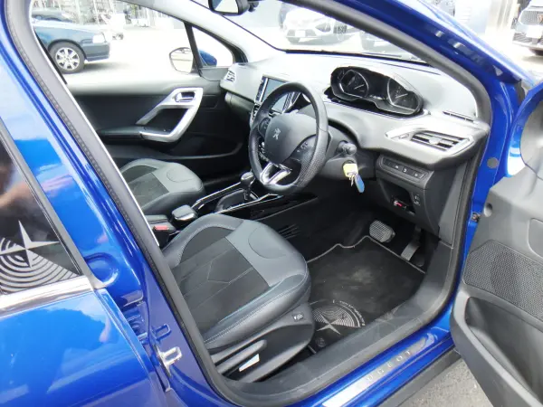 2020 Peugeot 2008 — photo 7 | Tuminion Kenya