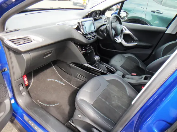 2020 Peugeot 2008 — photo 8 | Tuminion Kenya