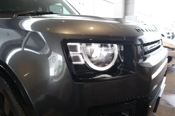 2023 Landrover Defender — photo 9 | Tuminion Kenya