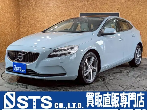 Volvo V40 D4 Amazon Blue Edition — 2017, 46,000km, for sale in Kenya