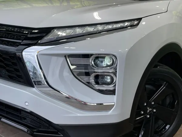 2023 Mitsubishi Eclipse Cross — photo 8 | Tuminion Kenya