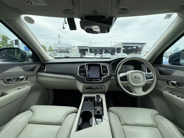 2022 Volvo Xc90 — photo 2 | Tuminion Kenya