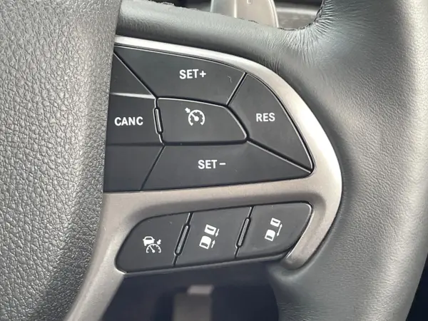 2018 Jeep Grand Cherokee — photo 7 | Tuminion Kenya