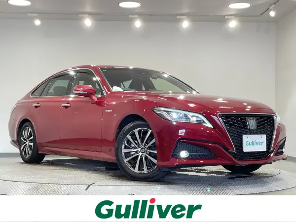 2019 Toyota Crown — photo 1