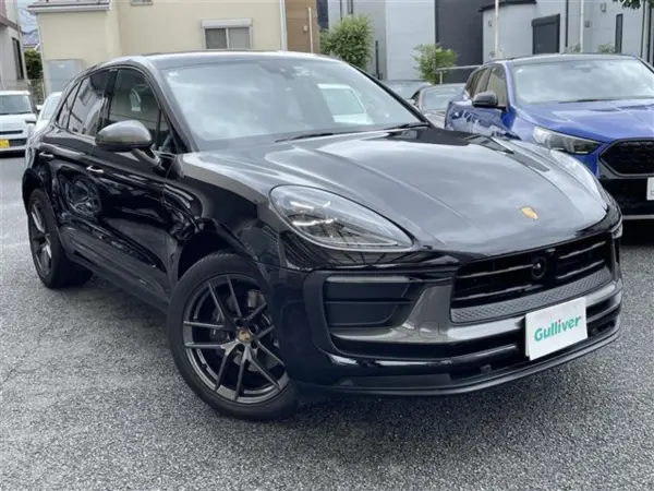 Porsche Macan T PDK 4WD Black Leather Seat Sport Chrono Genuine Navigation Around View Camera ETC2.0 Apple CarPlay Power Steering Plus Genuine 20AW LED Light Radar Cruise Collision Mitigation LKA BSM (Jet Black Metallic)