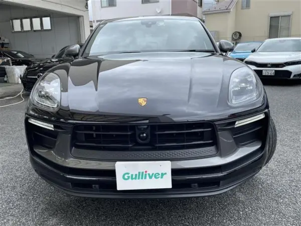 2023 Porsche Macan — photo 9 | Tuminion Kenya