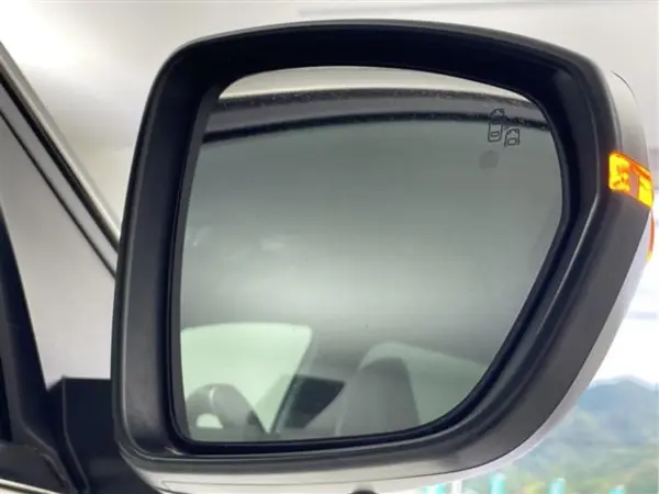 2023 Peugeot 3008 — photo 8 | Tuminion Kenya