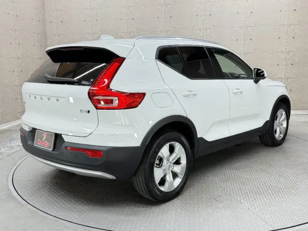 2021 Volvo Xc40 — photo 2 | Tuminion Kenya