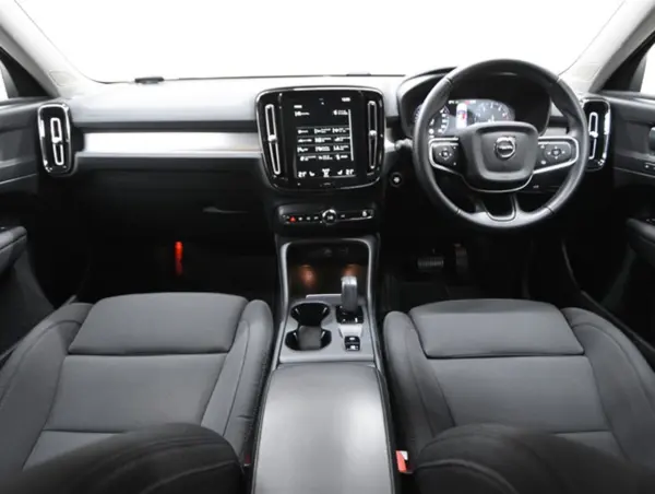 2021 Volvo Xc40 — photo 3 | Tuminion Kenya