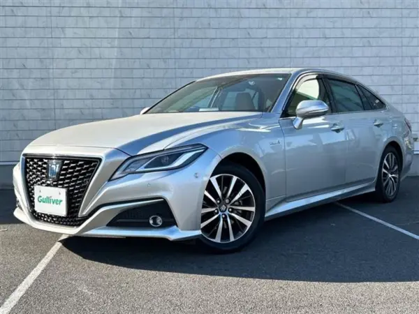 2019 Toyota Crown — photo 8 | Tuminion Kenya