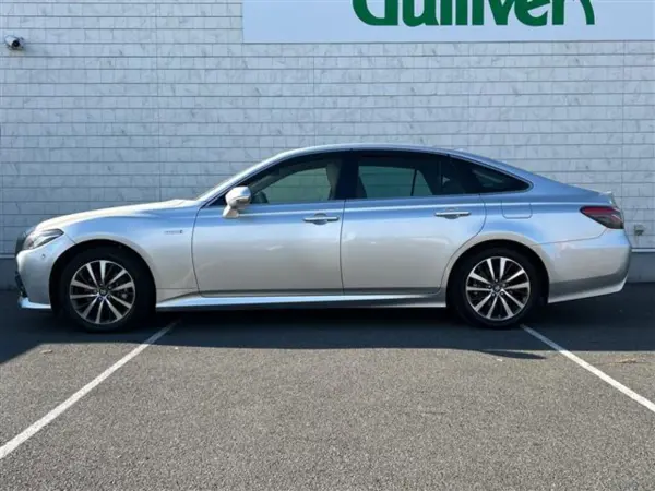 2019 Toyota Crown — photo 9 | Tuminion Kenya