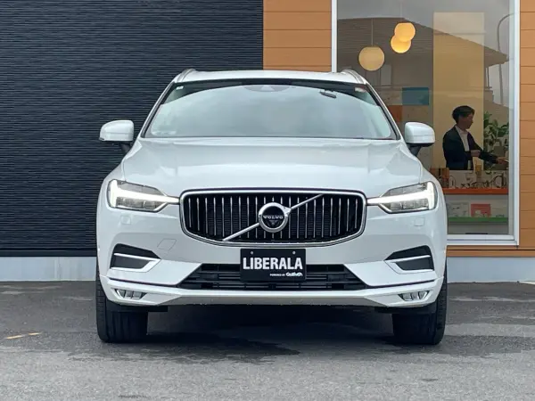 2018 Volvo Xc60 — photo 8 | Tuminion Kenya