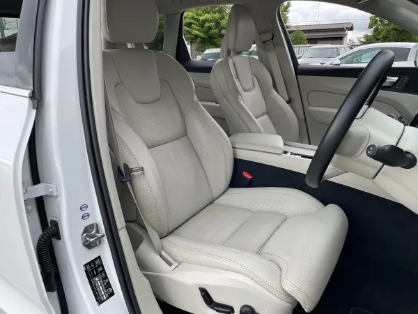 2018 Volvo Xc60 — photo 3 | Tuminion Kenya