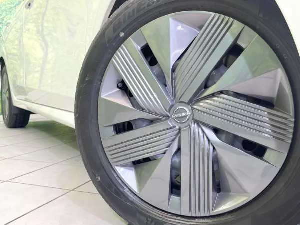 2023 Nissan Note — photo 9 | Tuminion Kenya