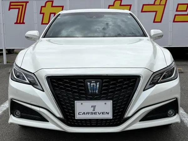 2019 Toyota Crown — photo 2 | Tuminion Kenya