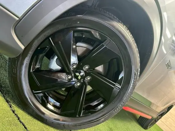 2023 Mitsubishi Eclipse Cross — photo 9 | Tuminion Kenya