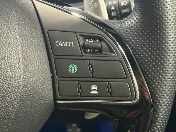 2023 Mitsubishi Eclipse Cross — photo 7 | Tuminion Kenya