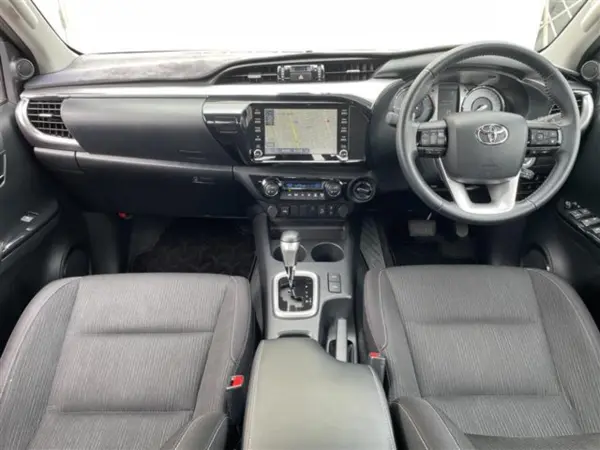 2024 Toyota Hilux — photo 2 | Tuminion Kenya