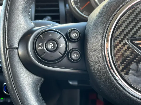 2020 Mini Cooper — photo 7 | Tuminion Kenya
