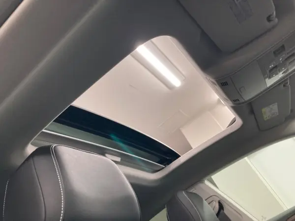 2022 Volkswagen Arteon — photo 8 | Tuminion Kenya