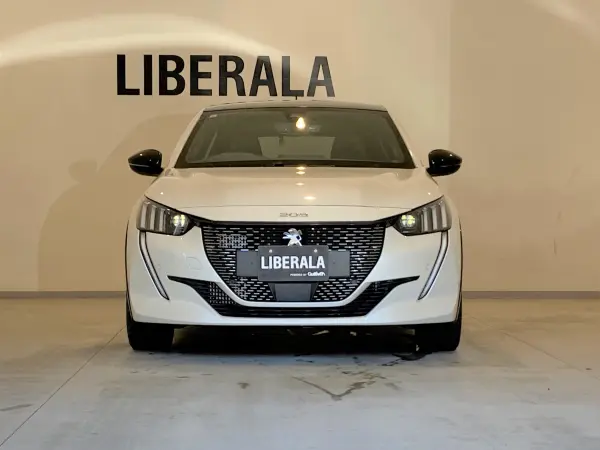 2021 Peugeot 208 — photo 9 | Tuminion Kenya