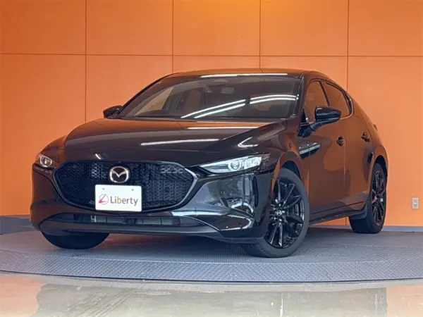 2025 Mazda 3 Fastback — photo 8 | Tuminion Kenya