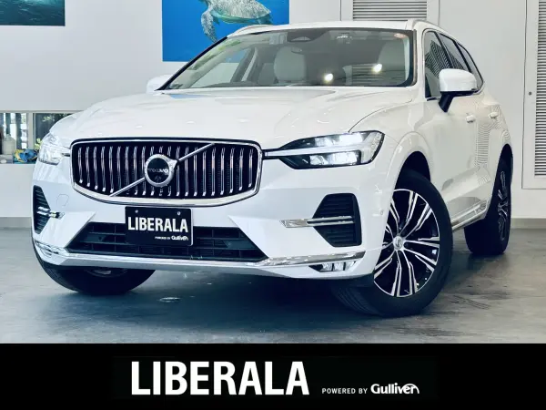Volvo XC60 B5 AWD Inscription 4WD Harman Kardon HUD ACC Genuine Navigation 360° Apple CarPlay Genuine 19-inch AW LED Headlights Power Tailgate Leather Seats Memory Power Seats Air Seat Heaters Steering Heater Wireless Charging BLIS Clearance Sonar (Crystal White)