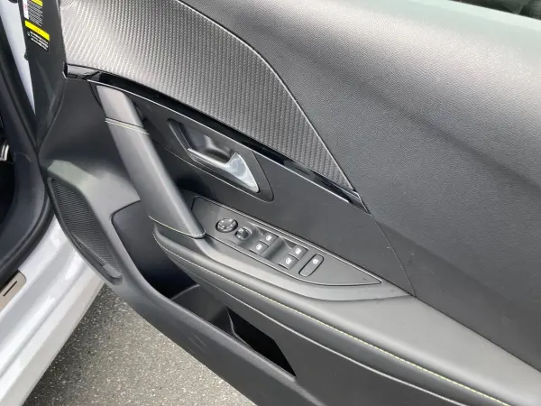 2021 Peugeot 208 — photo 7 | Tuminion Kenya