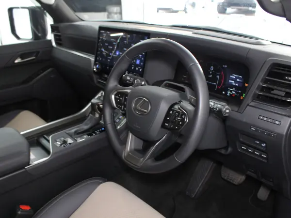 2025 Lexus Gx — photo 7 | Tuminion Kenya